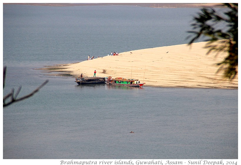Islands in Brahmaputra river, Guwahati, Assam, India - Images by Sunil Deepak, 2014