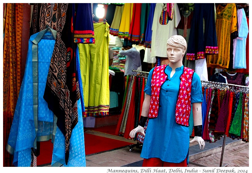 Ugly mannequins, Dilli Haat, Delhi, India - Images by Sunil Deepak