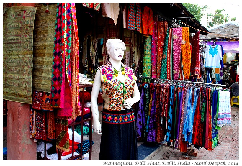 Ugly mannequins, Dilli Haat, Delhi, India - Images by Sunil Deepak