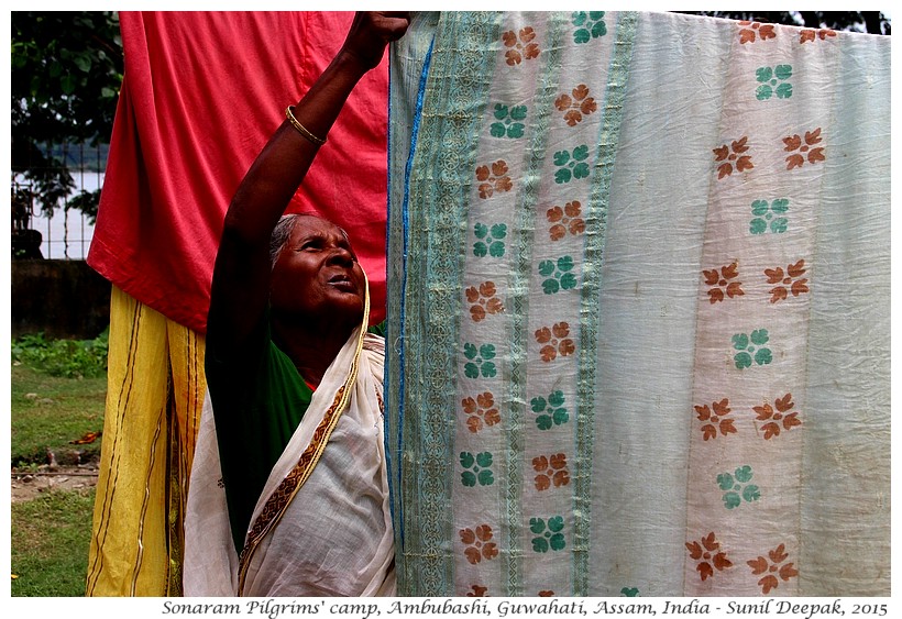 Drying sari of pilgrims at Ambubashi festival, Guwahati, Assam, India - Images by Sunil Deepak