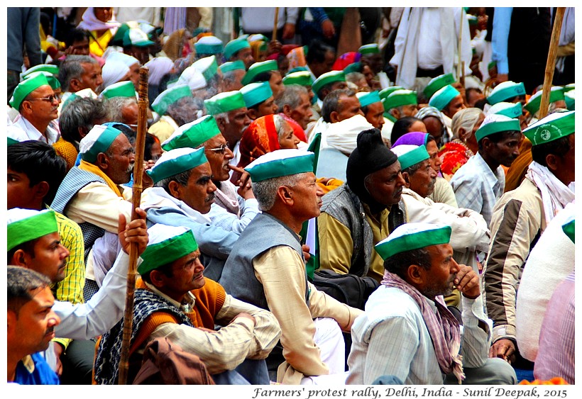 Farmers in green caps, Delhi, India - Images by Sunil Deepak