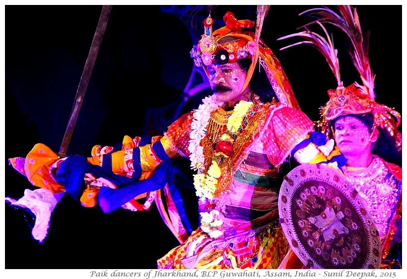 Paik dancers from Jharkhand, India - Images by Sunil Deepak, 2015