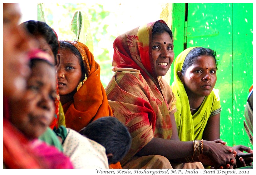 Village women, Kesla, Hoshangabad, Madhya Pradesh, India - Images by Sunil Deepak