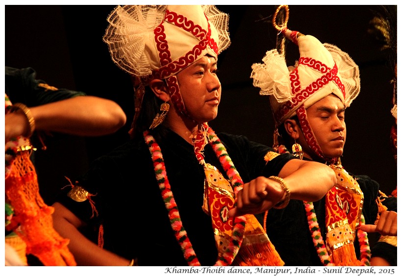 Khmba-Thoibi folkdance, Manipur, India - Images by Sunil Deepak