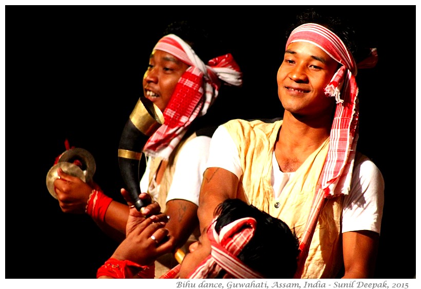 Bihu dance, Guwahati, Assam - Images by Sunil Deepak