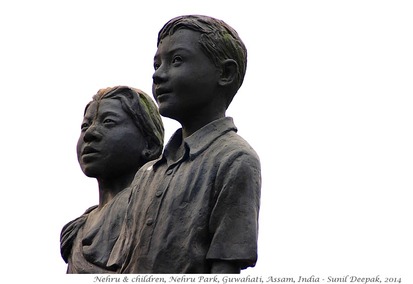 Nehru with children terracotta statues, Guwahati, Assam, India - Images by Sunil Deepak, 2014