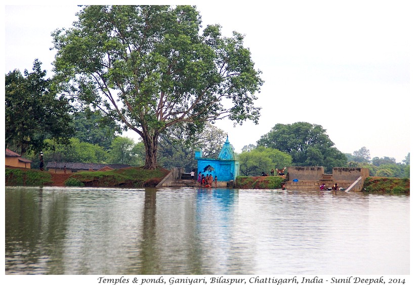 Village ponds with temples, Ganiyari, Bilaspur, Chattisgarh, India - Images by Sunil Deepak