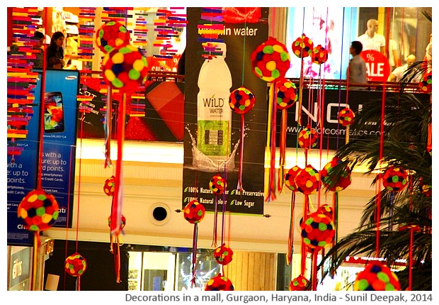 Decorations in a mall, Gurgaon, Haryana, India - Sunil Deepak, 2014