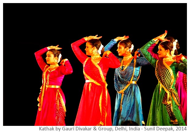 Kathak by Gauri Divakar & group, Delhi, India - Sunil Deepak, 2014