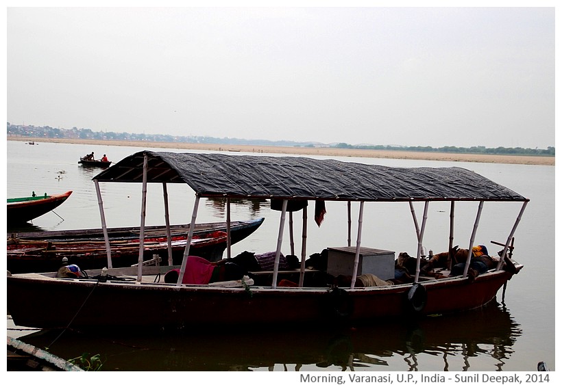 Boats, Varanasi in morning, India - Images by Sunil Deepak, 2014