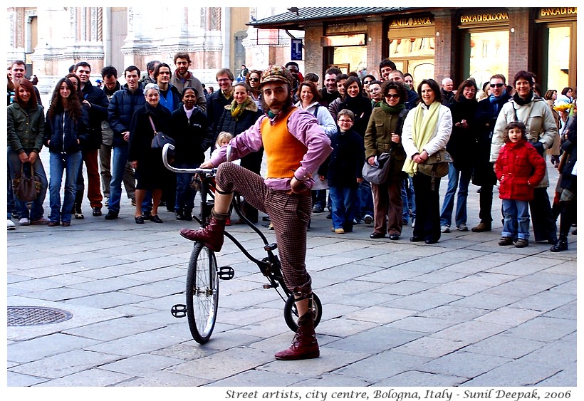 Street artists, Bologna centre, Italy - Images by Sunil Deepak