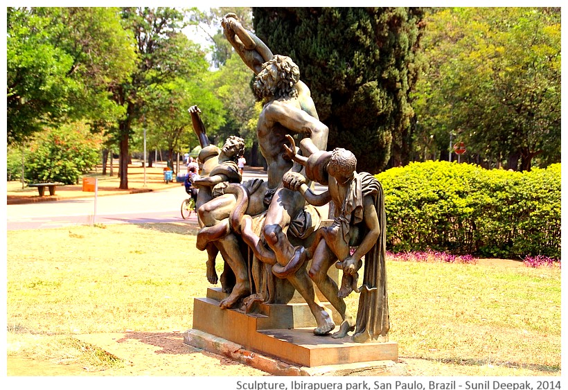 Snake sculpture, Ibirapuera park, San Paulo, Brazil - Images by Sunil Deepak, 2014