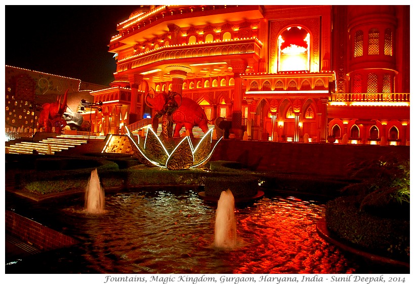 Most beautiful fountains - Gurgaon, India - Images by Sunil Deepak