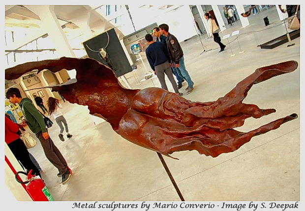 Metal sculptures of Mario Converio - Images by Sunil Deepak
