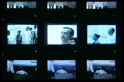 A still from 7 islands and a metro