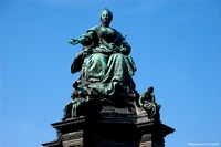Sculptures of women from Vienna, Austria
